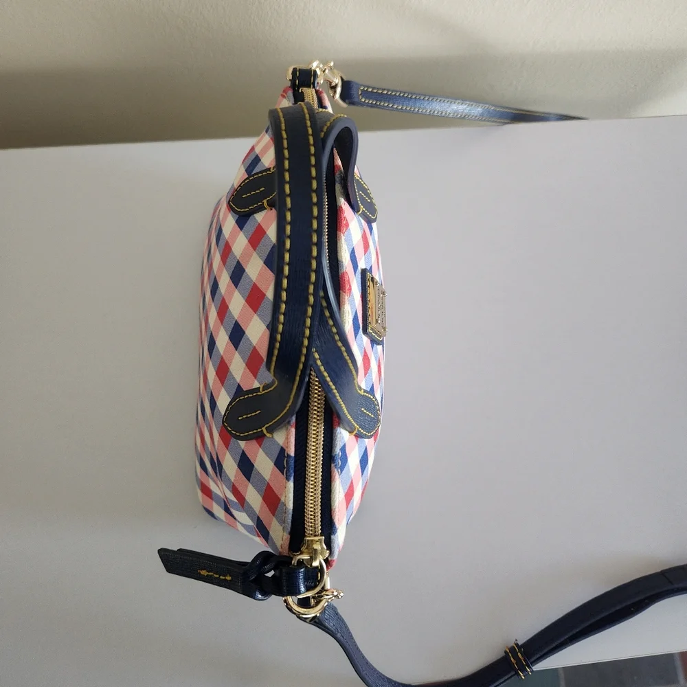 Cute Dooney & Bourke Plaid Small Bag. - Picture 6 of 10